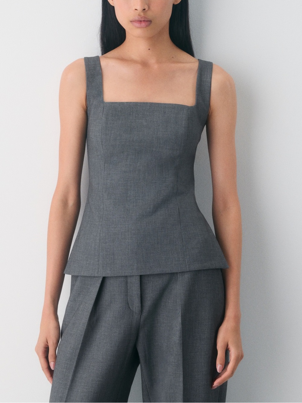 Aritzia Babaton Columnist top in heather grey